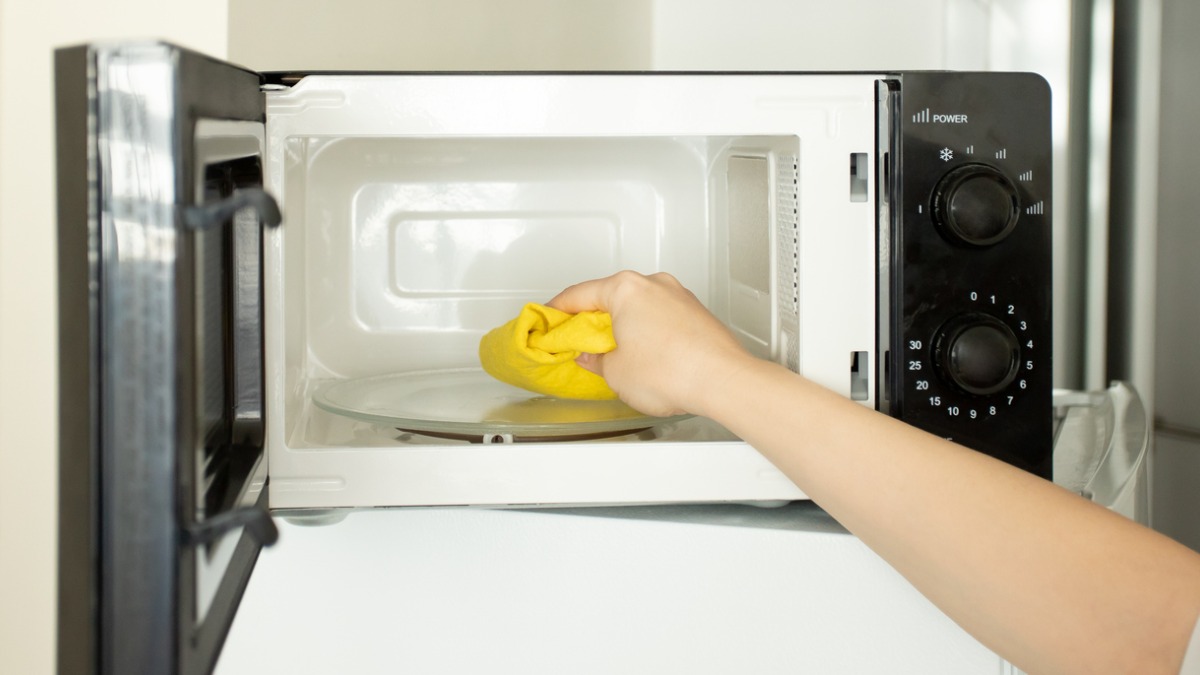 nettoyage micro-ondes